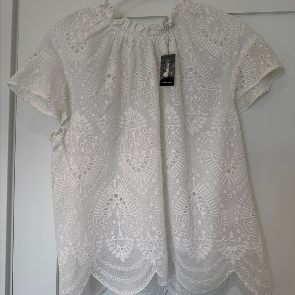 NWT! Express Eyelet Lace Women's Top